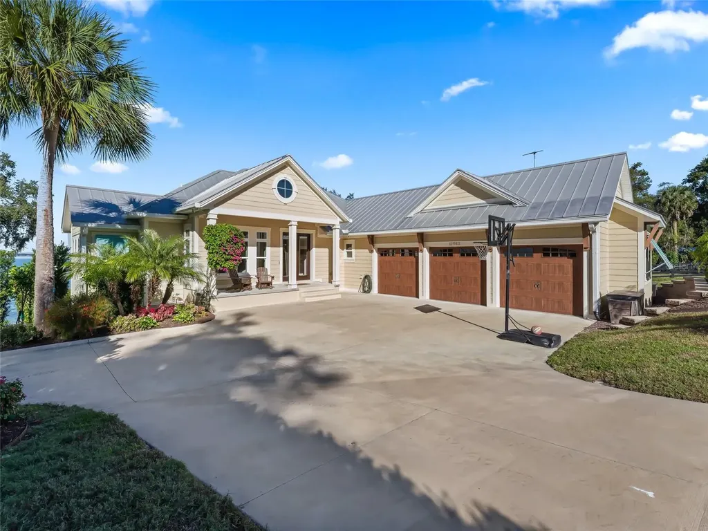 12943 SE Sunset Harbor Road Weirsdale FL 32195