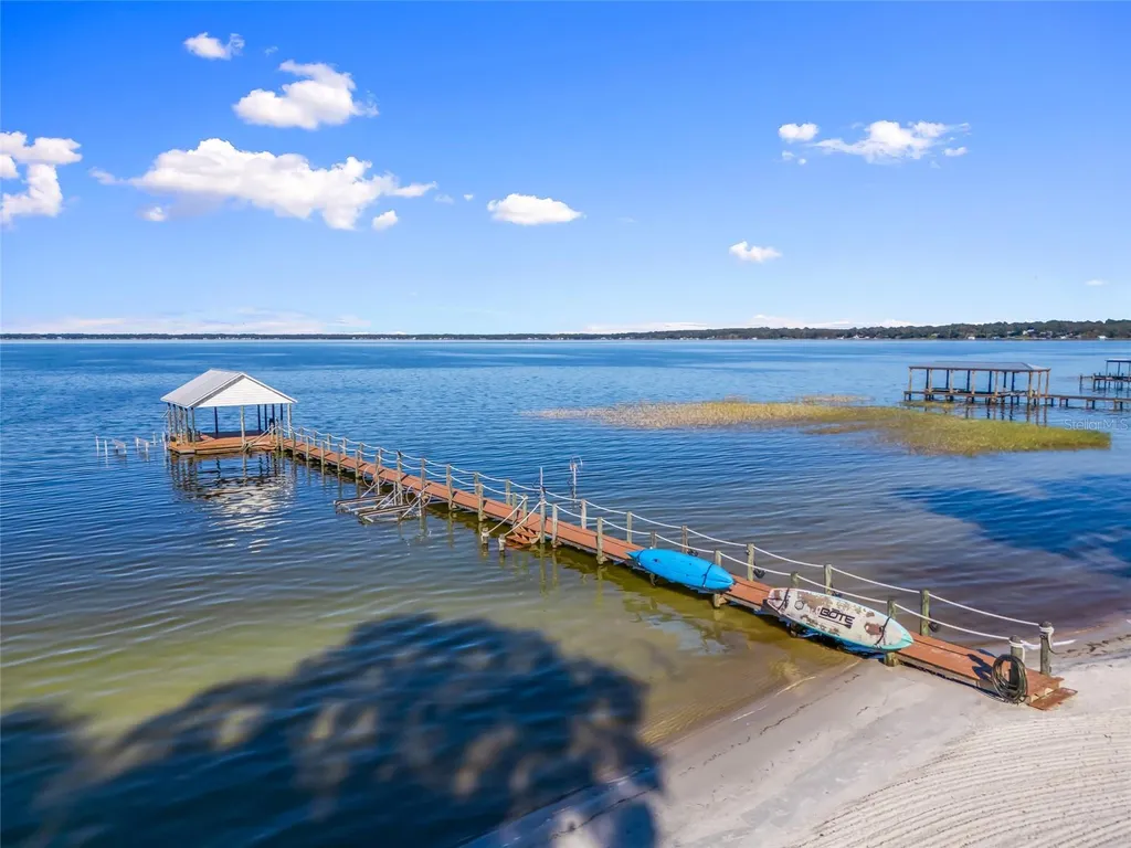 12943 SE Sunset Harbor Road Weirsdale FL 32195