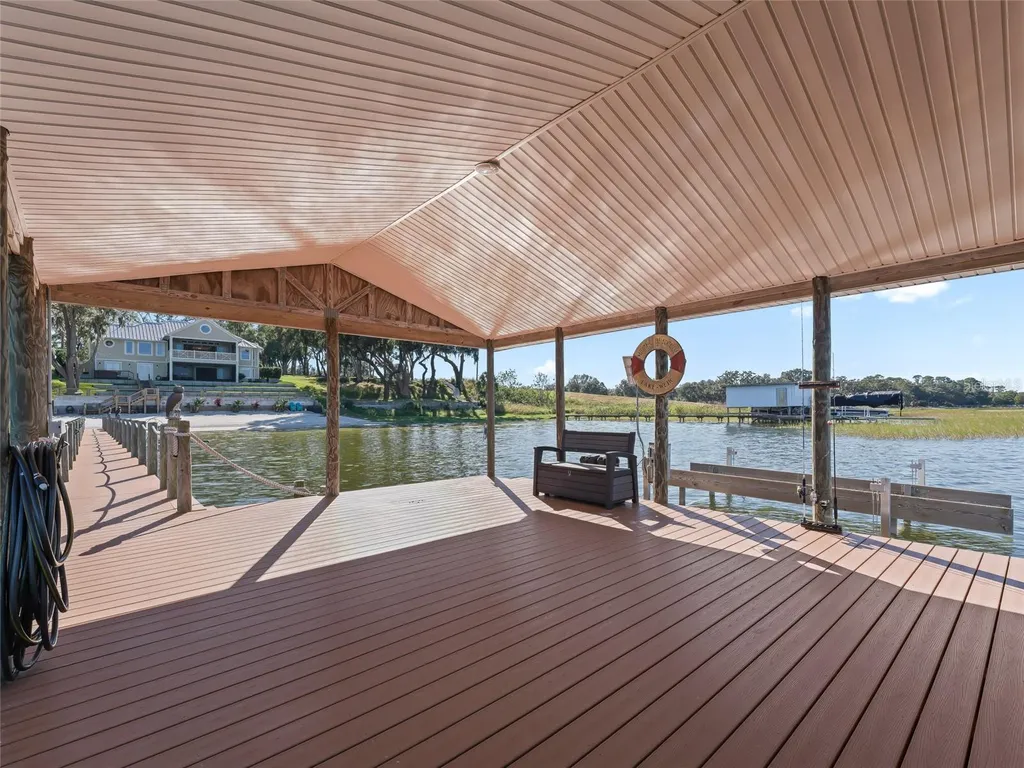 12943 SE Sunset Harbor Road Weirsdale FL 32195