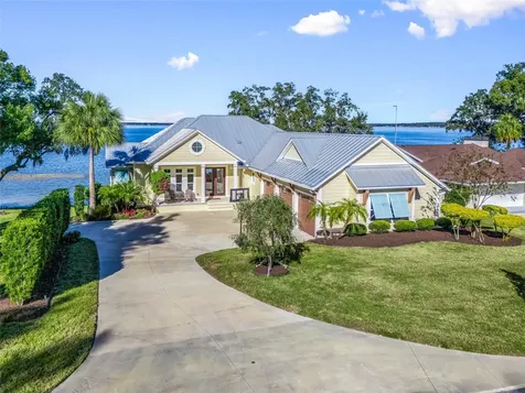 12943 SE Sunset Harbor Road Weirsdale FL 32195