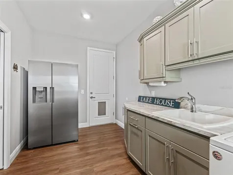 12943 SE Sunset Harbor Road Weirsdale FL 32195