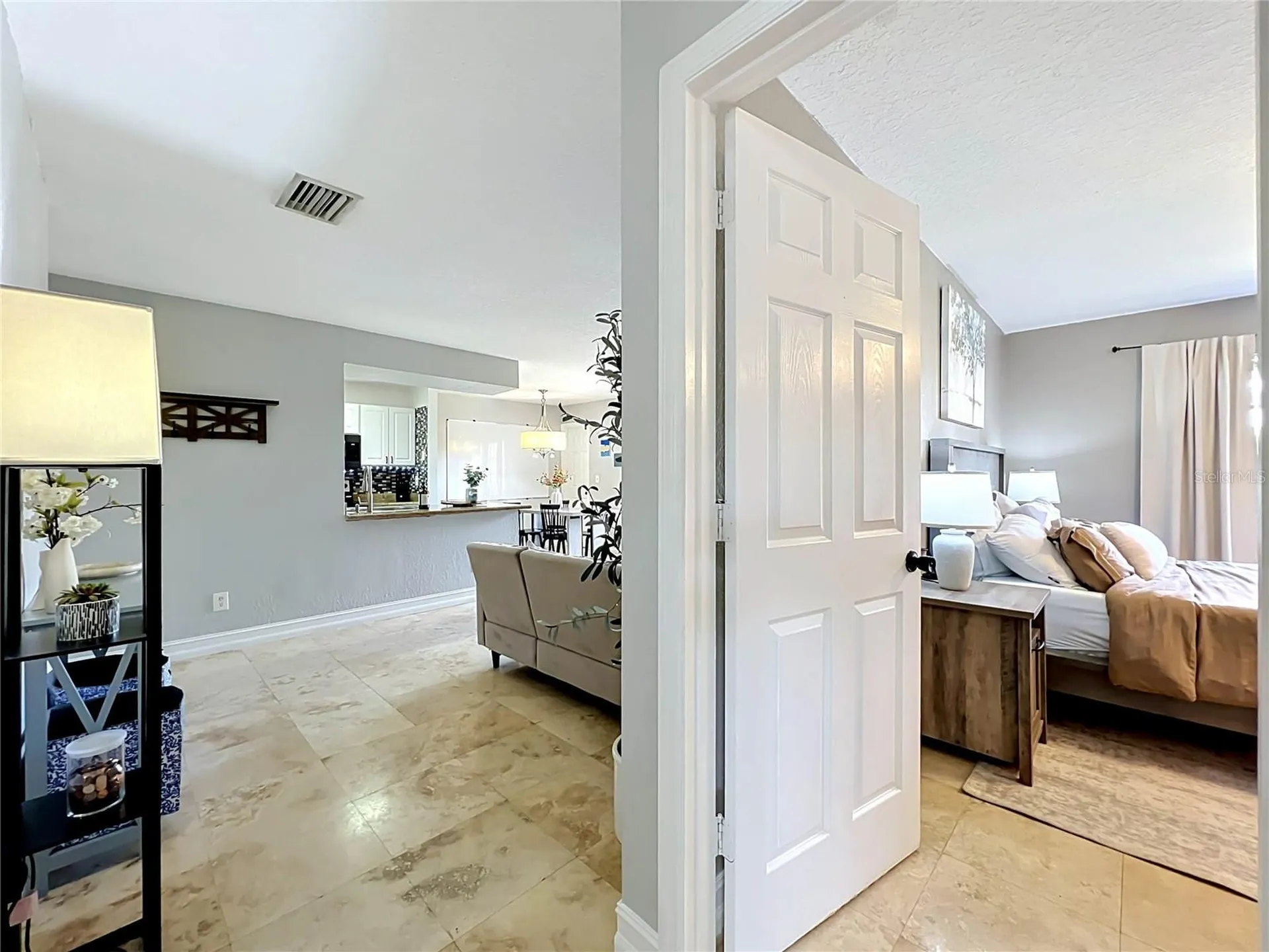 2550 N Alafaya Trail Orlando FL 32826
