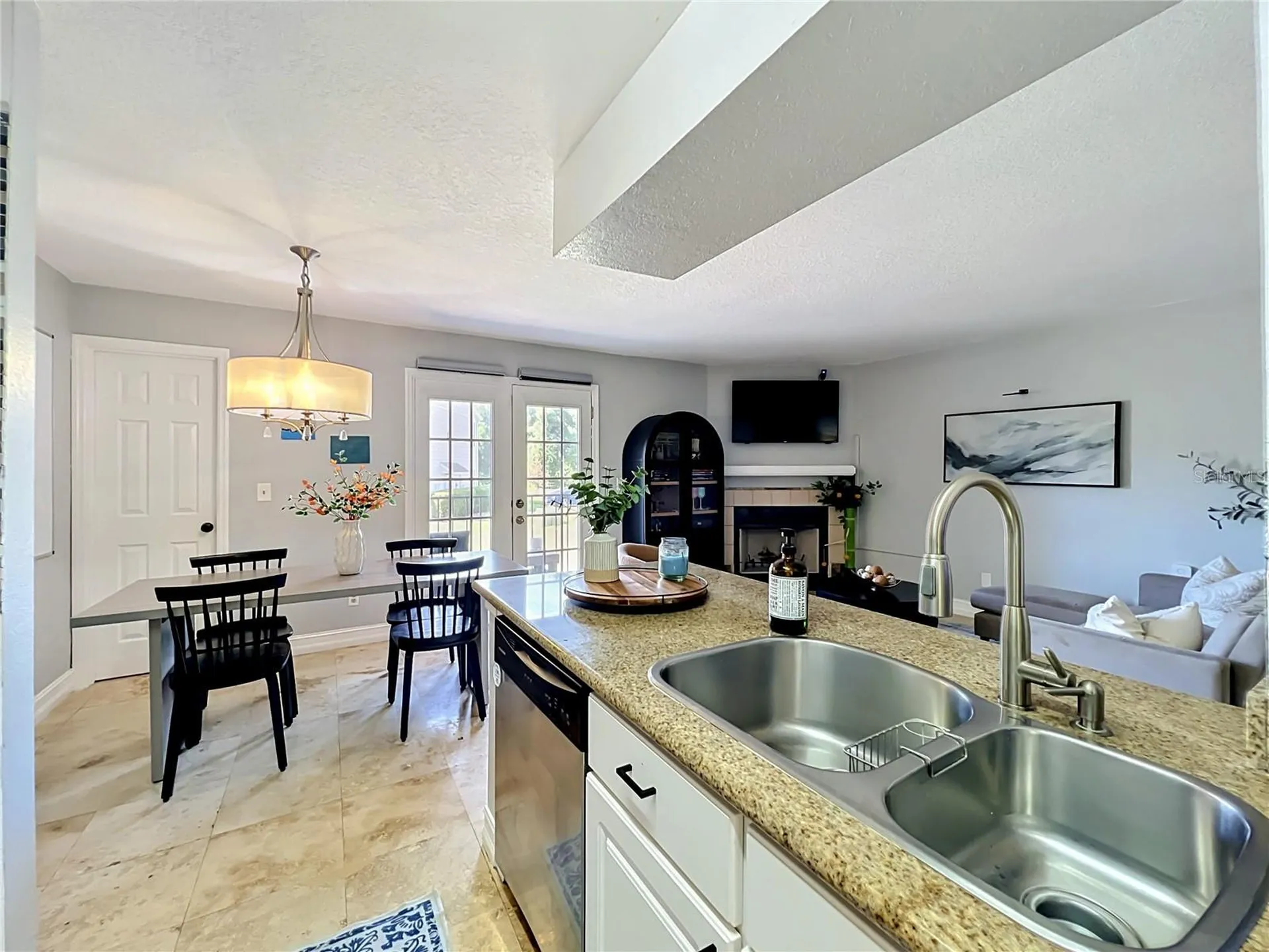 2550 N Alafaya Trail Orlando FL 32826