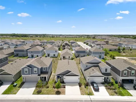 1740 White Water Court Davenport FL 33837