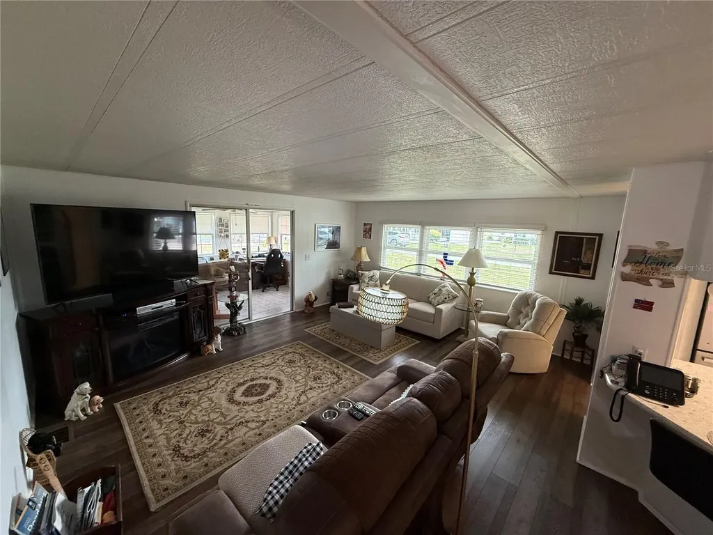 21 S Bobwhite Road Wildwood FL 34785