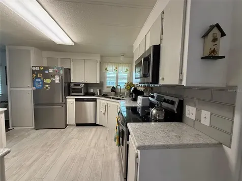 21 S Bobwhite Road Wildwood FL 34785
