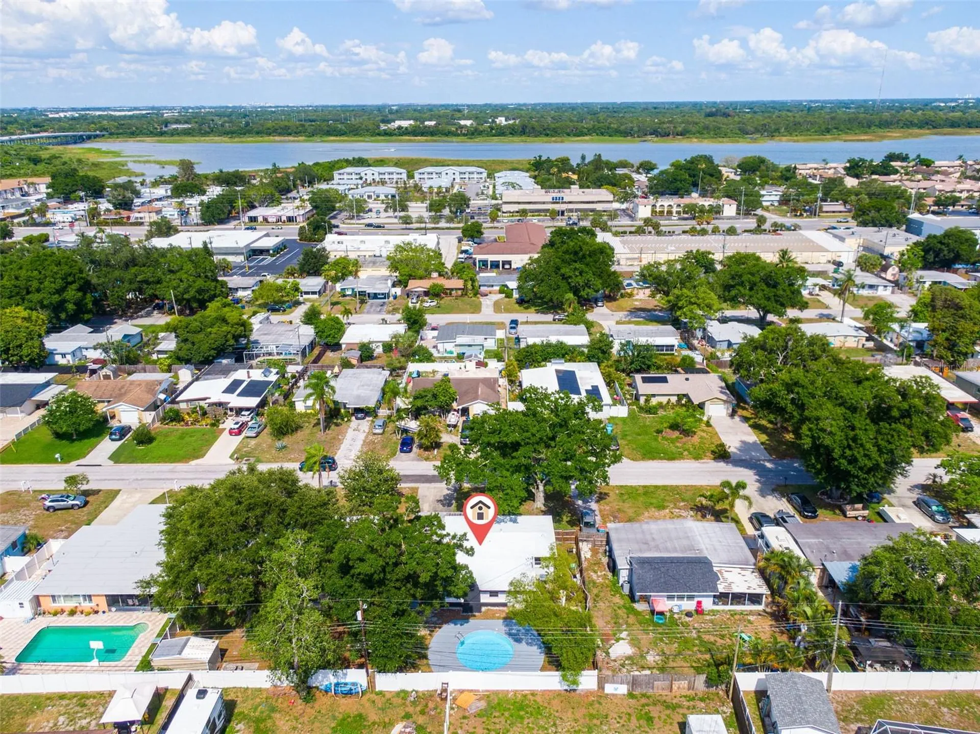 9596 Groveland Street Seminole FL 33772