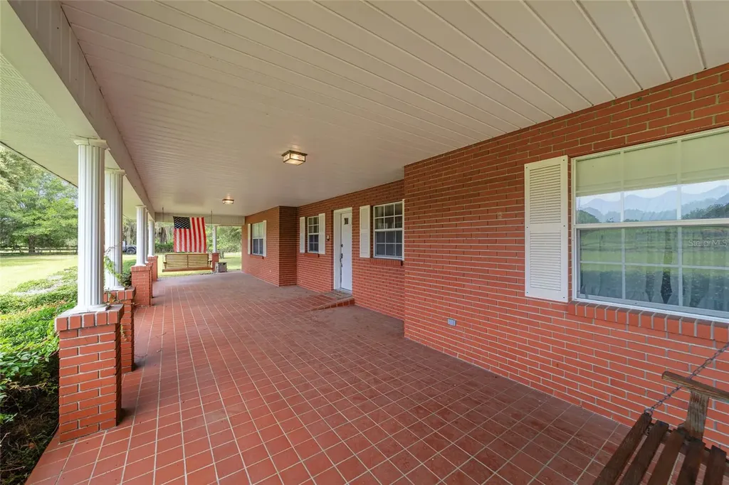 2285 W Highway 318 Citra FL 32113