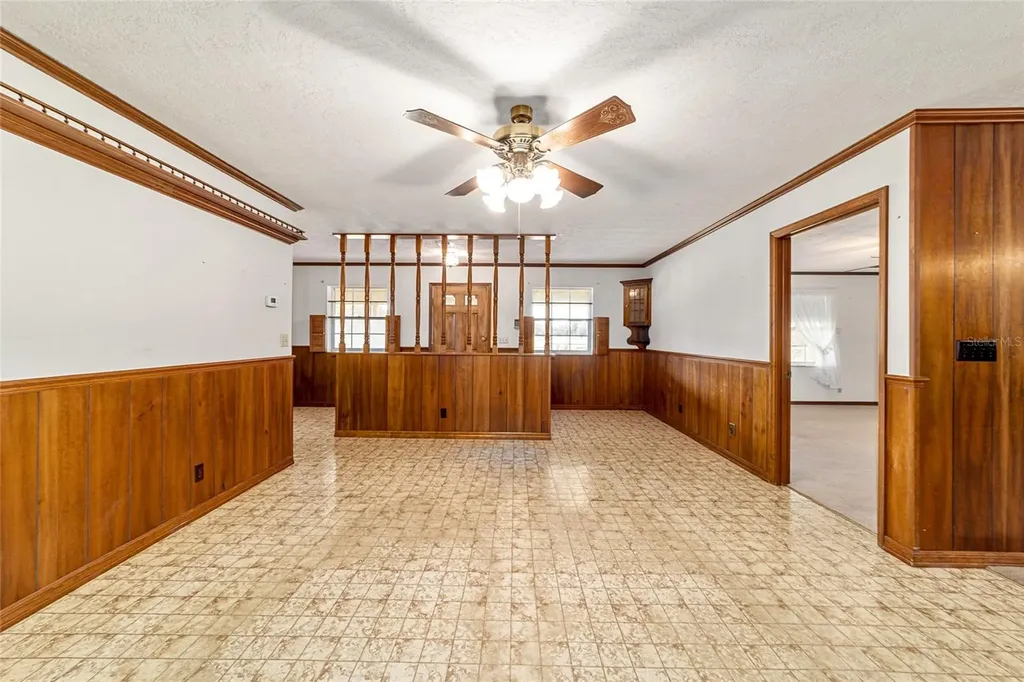 2285 W Highway 318 Citra FL 32113