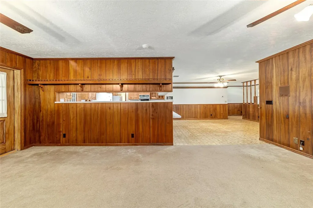 2285 W Highway 318 Citra FL 32113