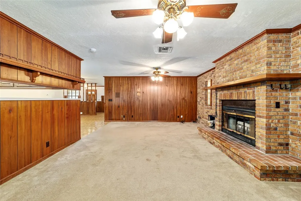 2285 W Highway 318 Citra FL 32113