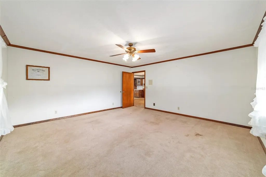 2285 W Highway 318 Citra FL 32113