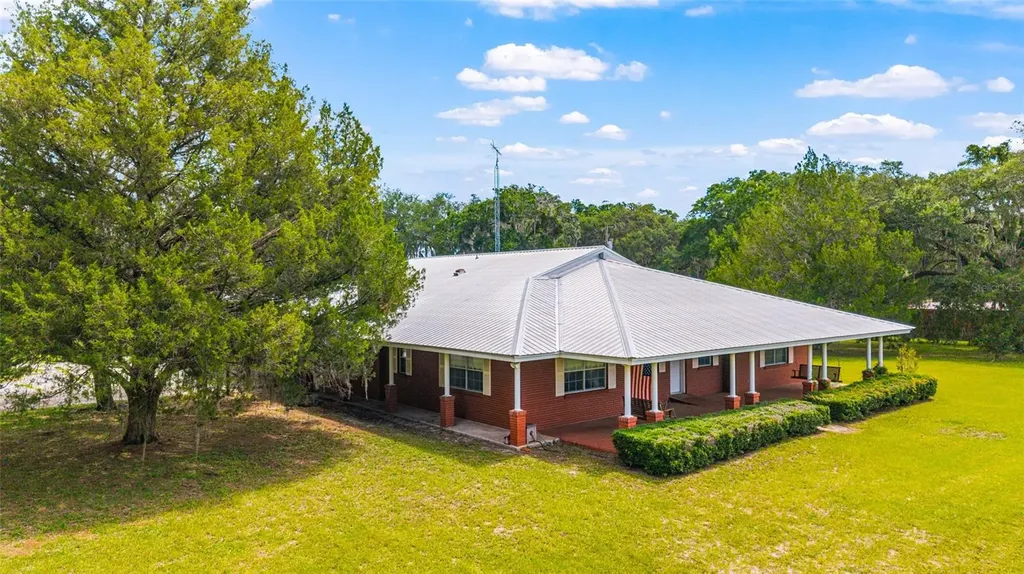 2285 W Highway 318 Citra FL 32113