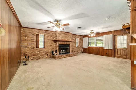 2285 W Highway 318 Citra FL 32113