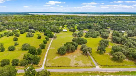 2285 W Highway 318 Citra FL 32113