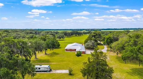 2285 W Highway 318 Citra FL 32113