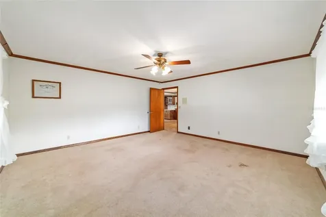 2285 W Highway 318 Citra FL 32113