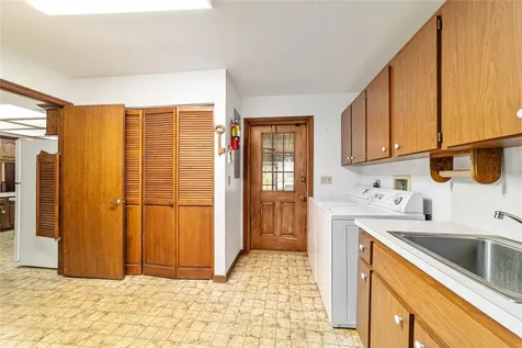 2285 W Highway 318 Citra FL 32113
