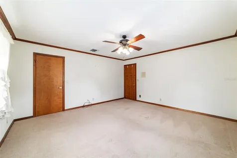 2285 W Highway 318 Citra FL 32113