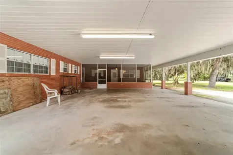 2285 W Highway 318 Citra FL 32113