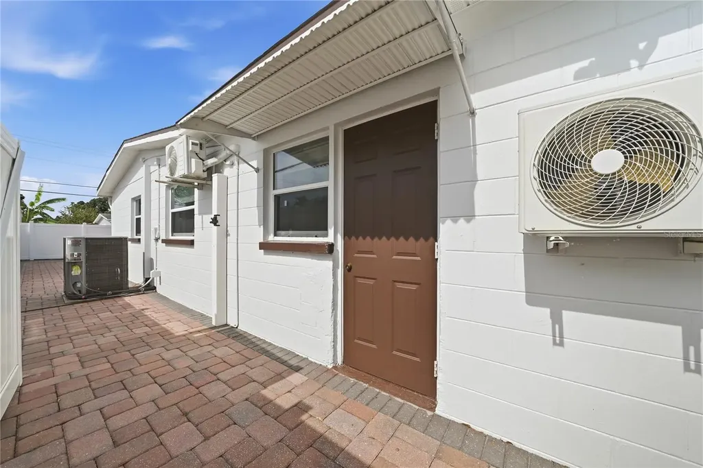 6033 Ambassador Drive Tampa FL 33615