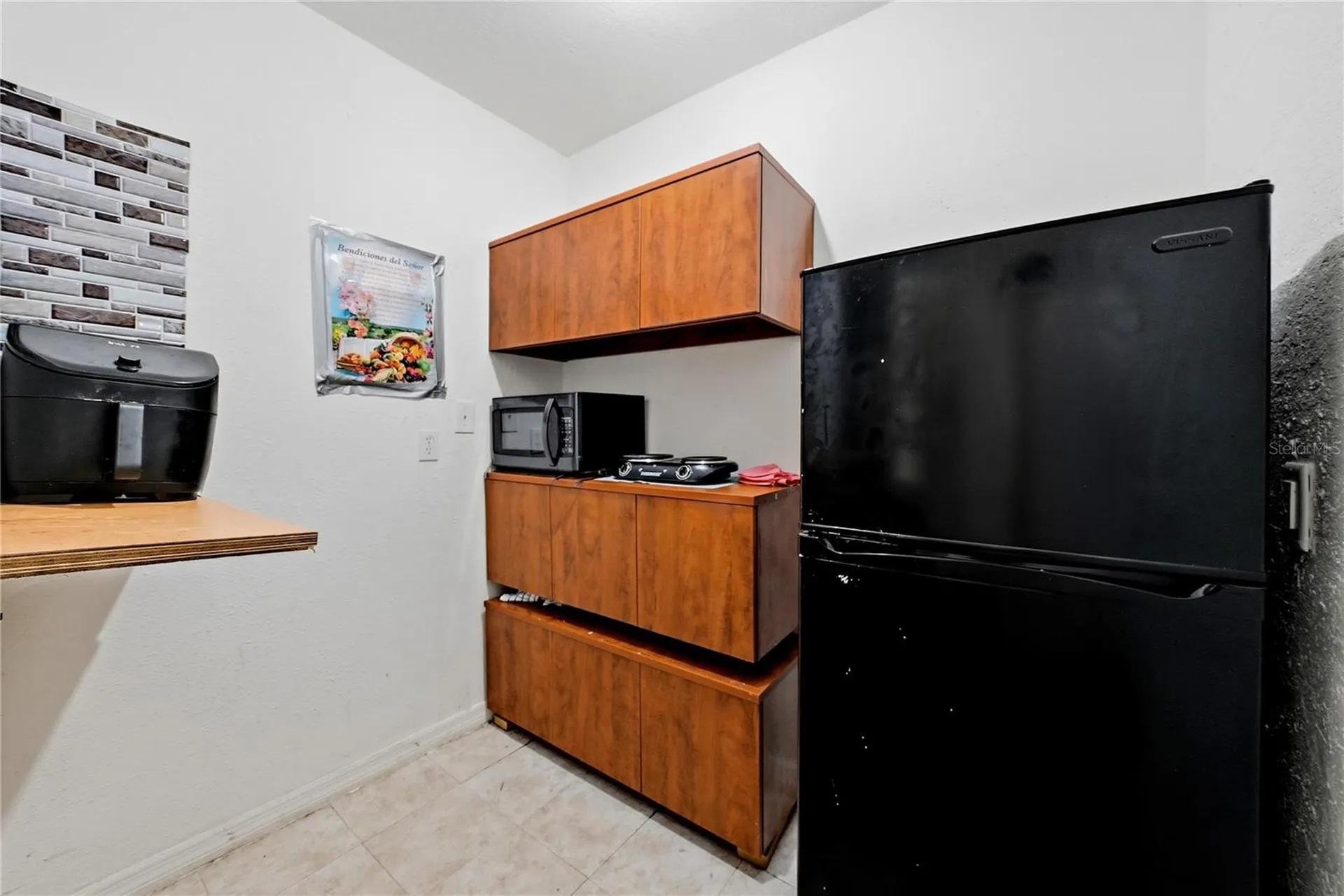 6033 Ambassador Drive Tampa FL 33615