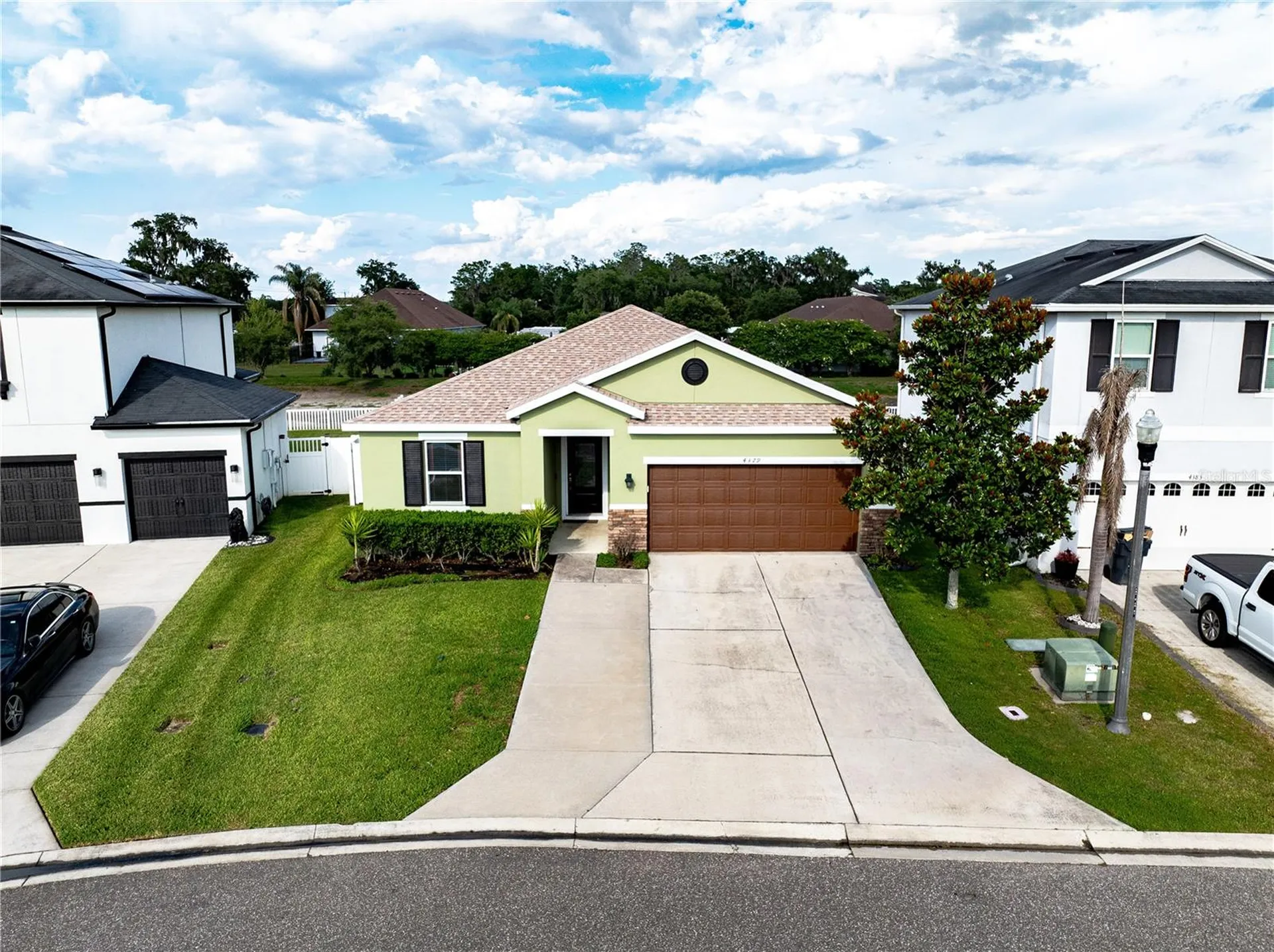 4379 Moon Shadow Loop Mulberry FL 33860