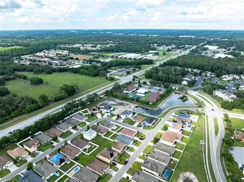 4379 Moon Shadow Loop Mulberry FL 33860