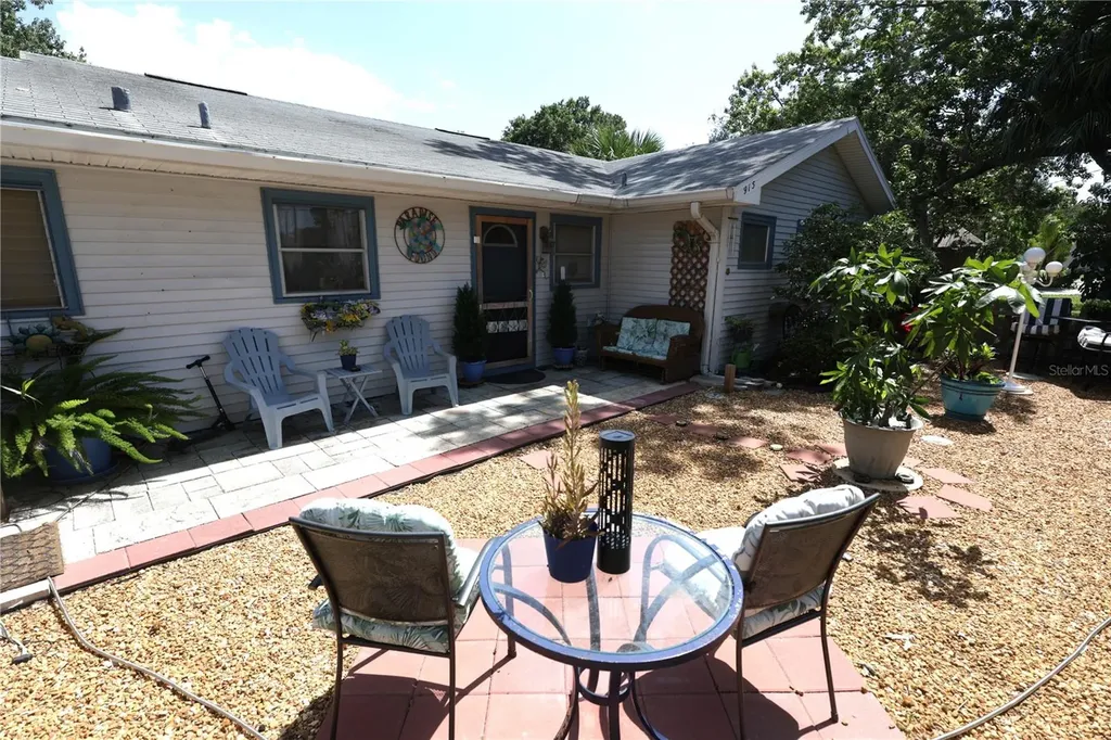 915 Dempsey Street Clearwater FL 33756