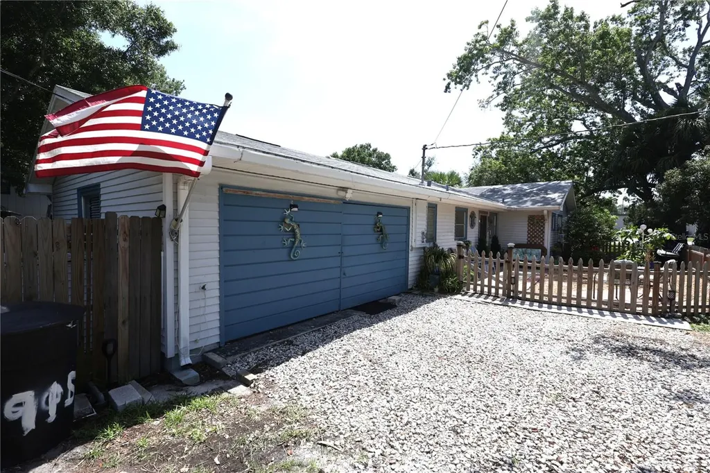 915 Dempsey Street Clearwater FL 33756