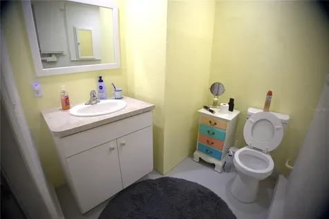 915 Dempsey Street Clearwater FL 33756