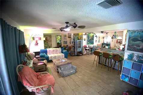 915 Dempsey Street Clearwater FL 33756