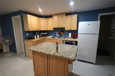 915 Dempsey Street Clearwater FL 33756