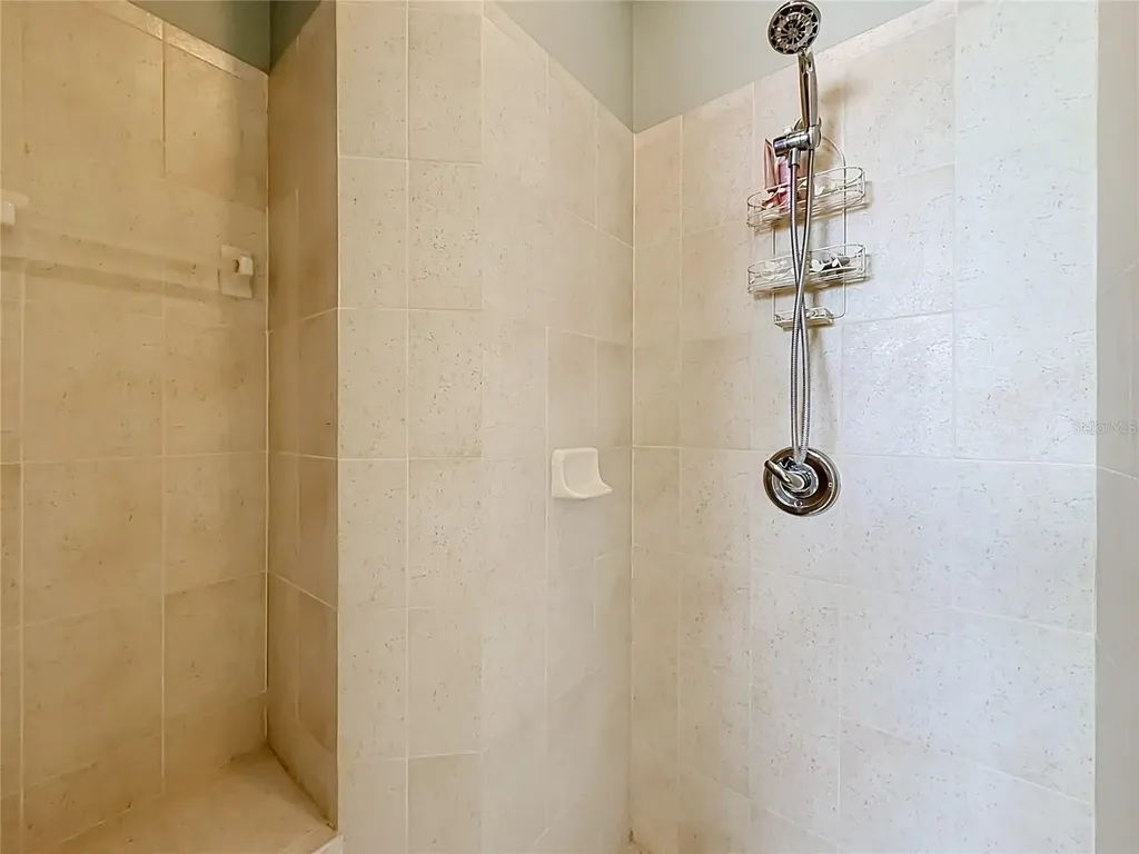 19512 Spring Oak Drive Eustis FL 32736