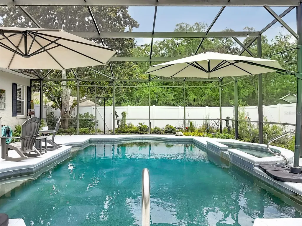 19512 Spring Oak Drive Eustis FL 32736