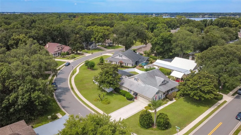 19512 Spring Oak Drive Eustis FL 32736