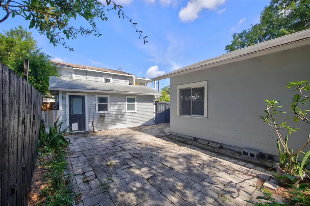 1162 Highland Street N St Petersburg FL 33701