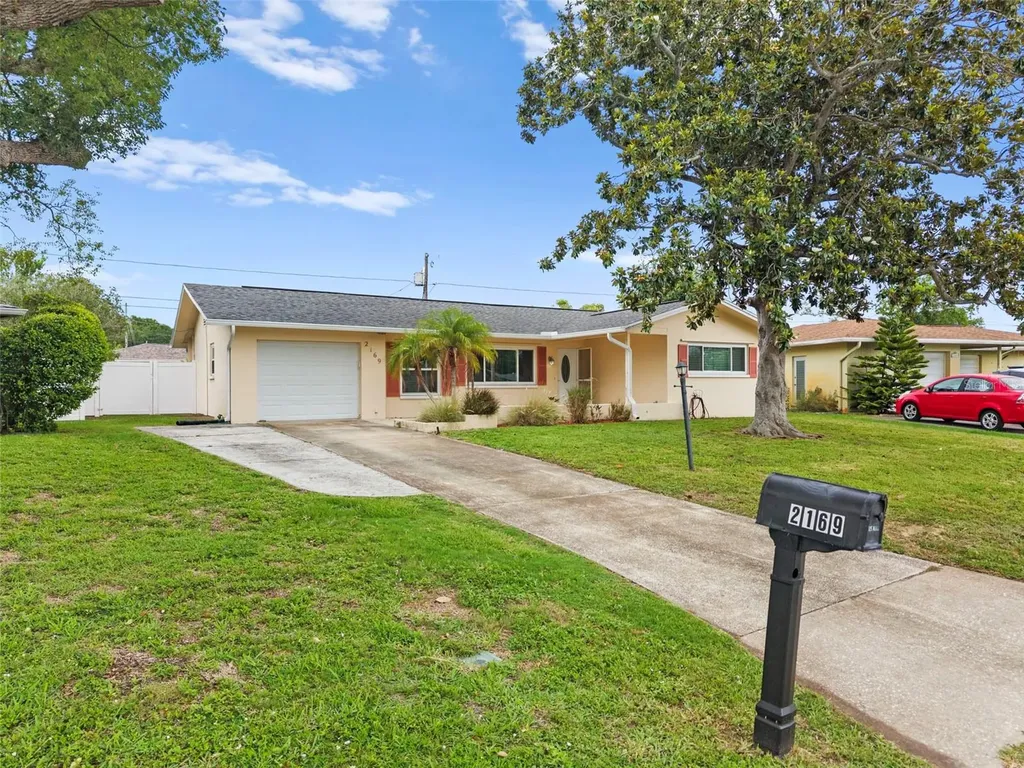 2169 Pine Ridge Drive Clearwater FL 33763