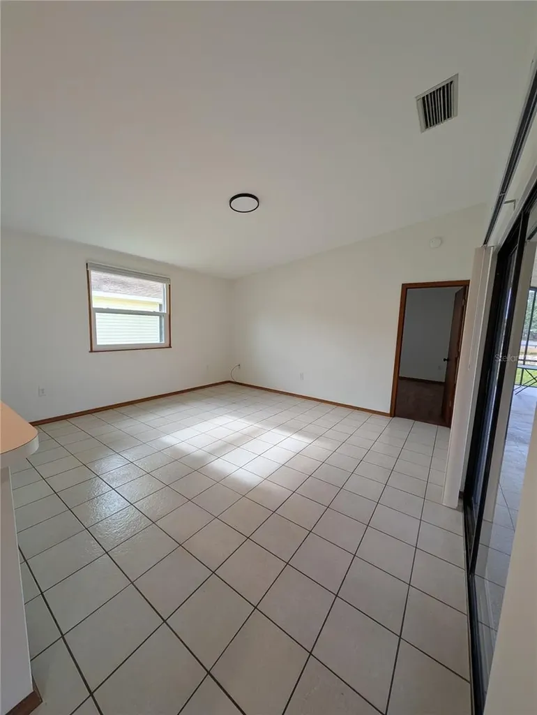 517 Bearded Oaks Circle Sarasota FL 34232