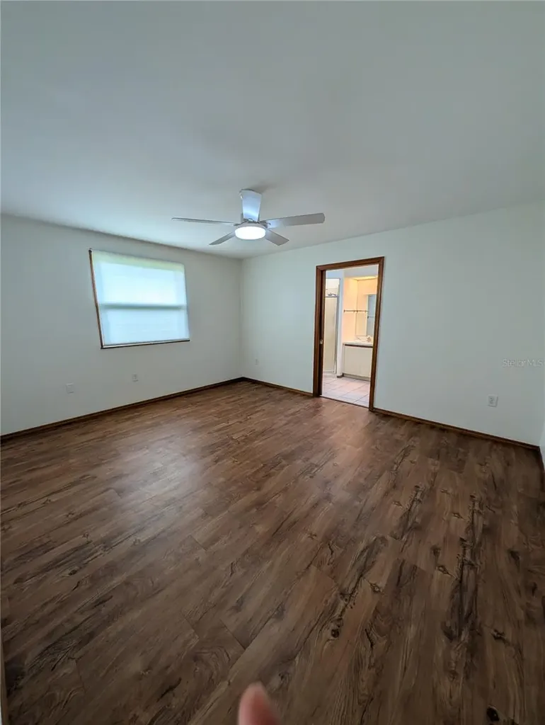 517 Bearded Oaks Circle Sarasota FL 34232