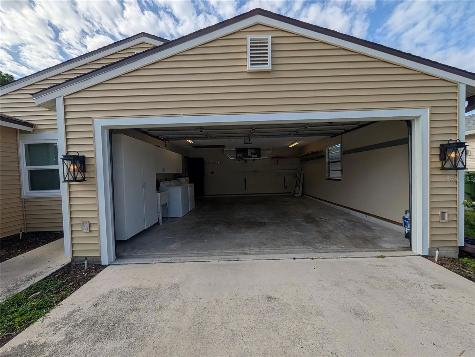 517 Bearded Oaks Circle Sarasota FL 34232
