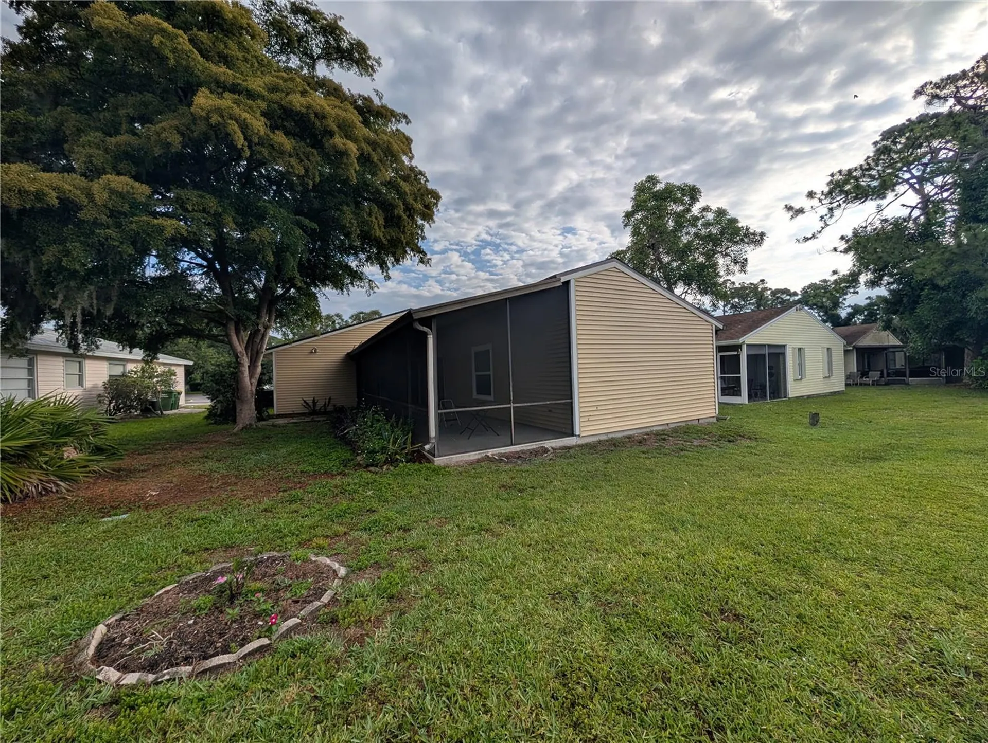 517 Bearded Oaks Circle Sarasota FL 34232