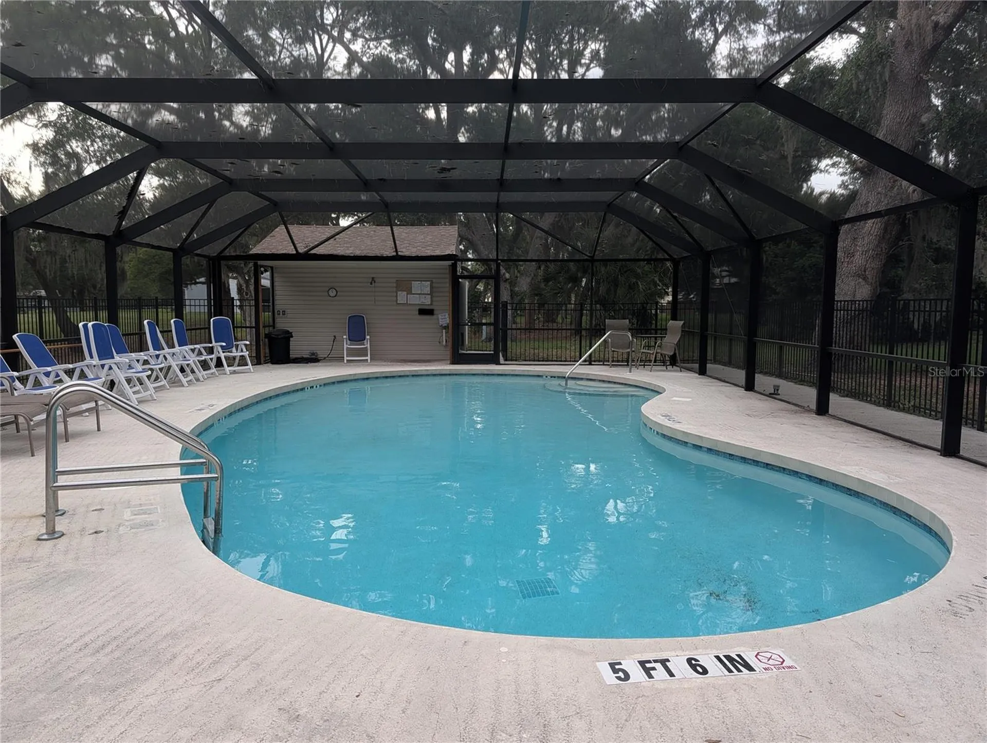 517 Bearded Oaks Circle Sarasota FL 34232