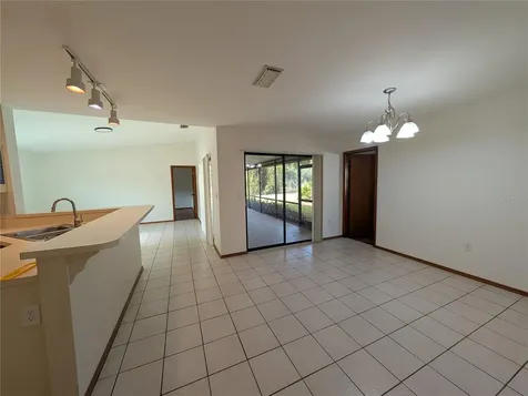 517 Bearded Oaks Circle Sarasota FL 34232