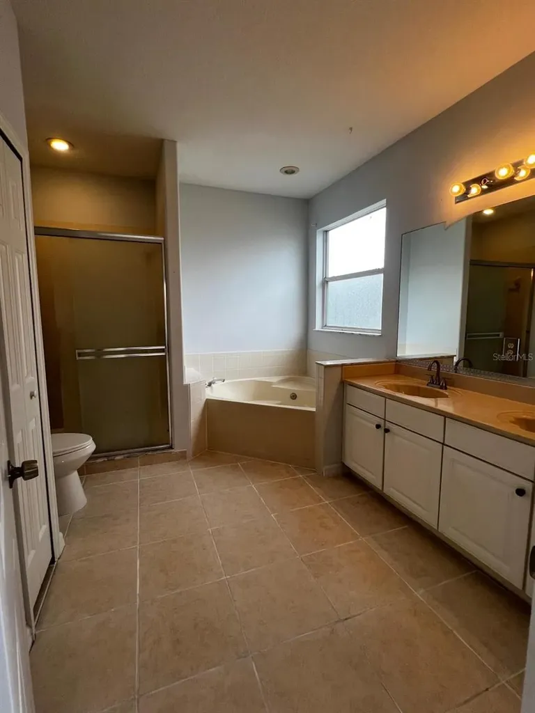 1666 Cambridge Village Court Ocoee FL 34761