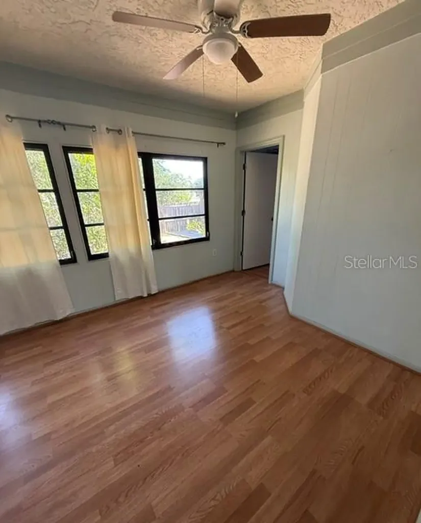 465 E Seminole Drive Venice FL 34293