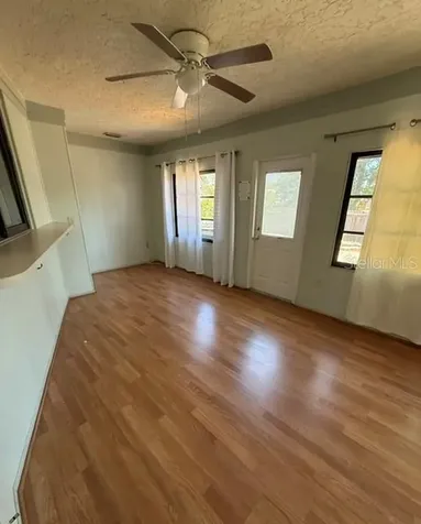 465 E Seminole Drive Venice FL 34293