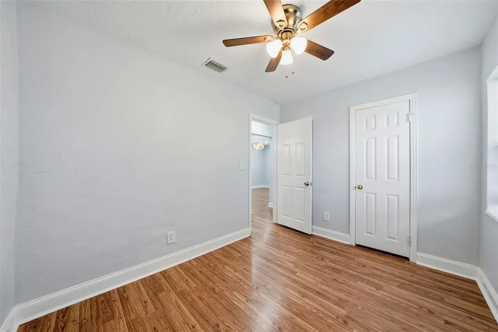 9310 N Dartmouth Avenue Tampa FL 33612
