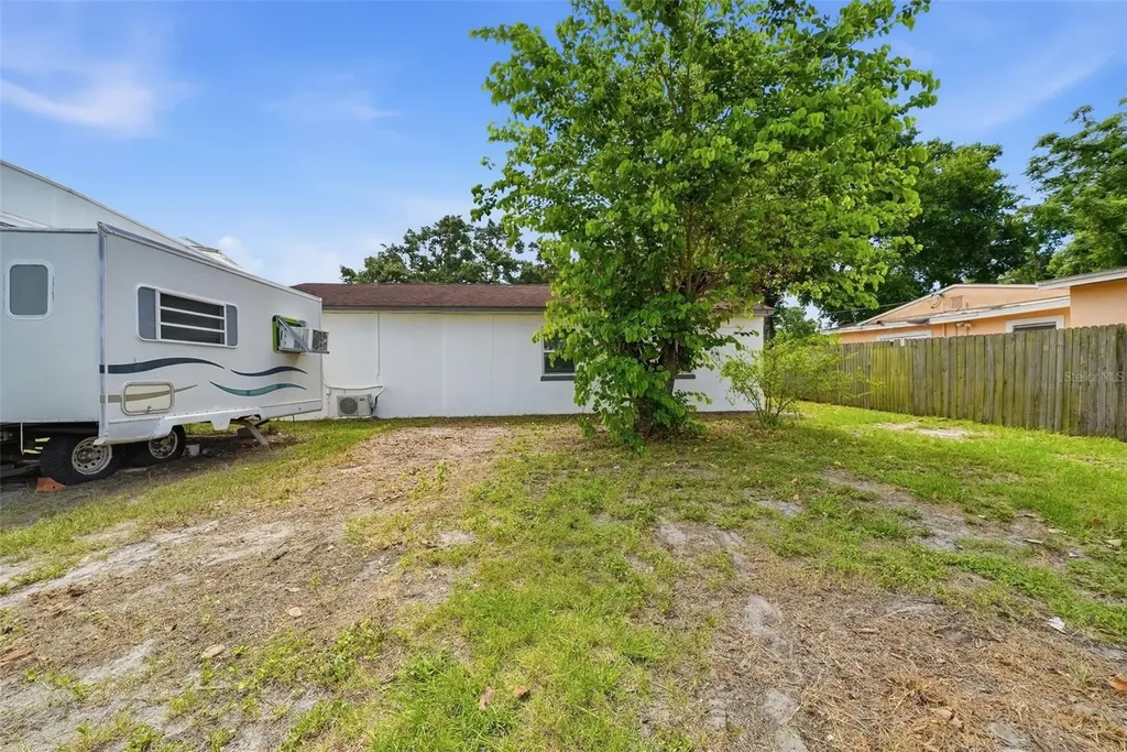 9310 N Dartmouth Avenue Tampa FL 33612