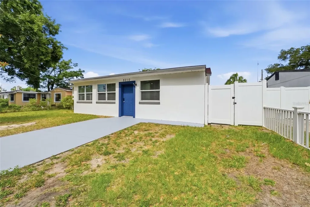 9310 N Dartmouth Avenue Tampa FL 33612